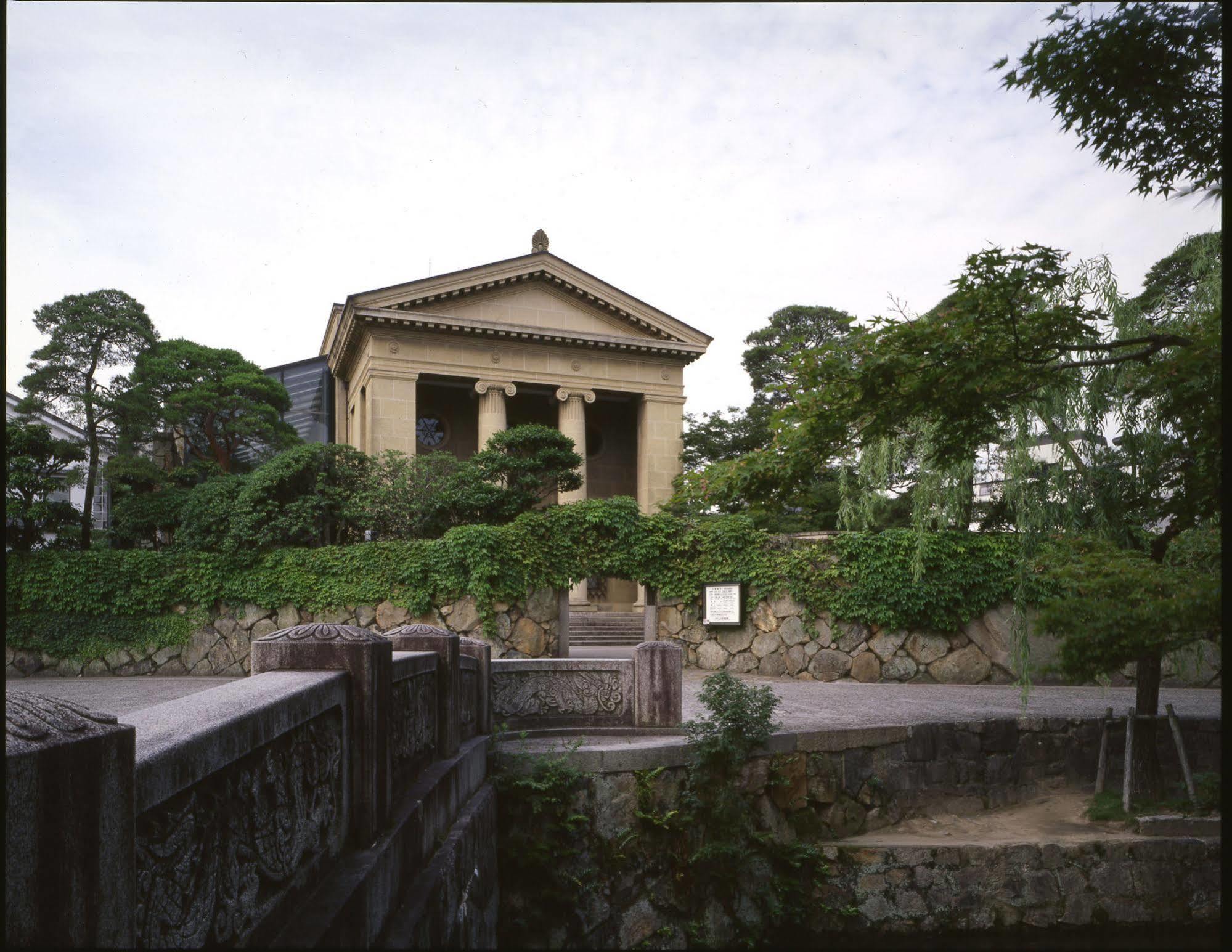 Kurashiki Station Hotel Exteriör bild